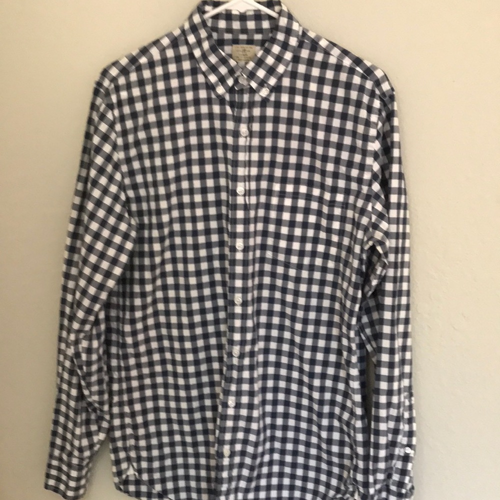 J crew Size 15 15 1/2 full sleeve